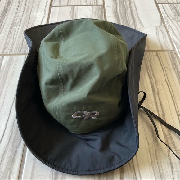 Outdoor Research Accessories - Outdoor Research Gore-Tex hat. EUC like new